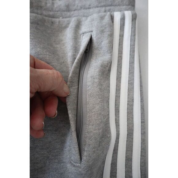 adidas DH5803 Men's Sz 2XL Med. Gray Heather Originals 3-Stripe Shorts - Picture 9 of 10